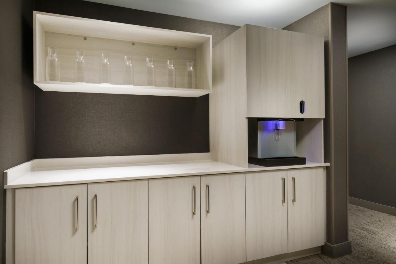 Ac Hotel By Marriott Portland بيفيرتون المظهر الخارجي الصورة
